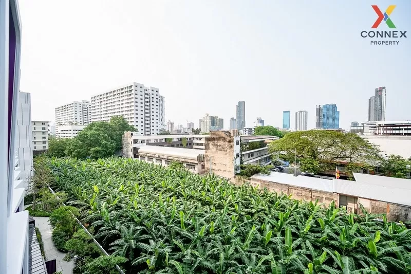 FOR RENT condo , XT Ekkamai , high floor , BTS-Ekkamai , Khlong T